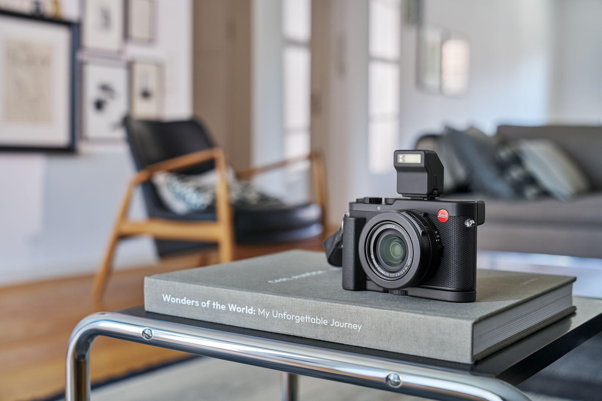 Kompaktkamera Leica D-Lux 8: priekšrocības un īpašības Kompaktkamera Leica D-Lux 8: priekšrocības un īpašības