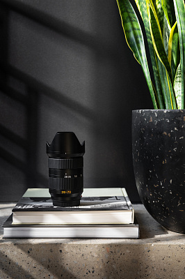 Leica Vario-Elmarit-SL 28-70 f/2.8 ASPH. Leica Vario-Elmarit-SL 28-70 f/2.8 ASPH.